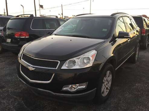 2011 Chevrolet Traverse W/3rd Row Seats - cars & trucks - by owner -... for sale in Houston, TX