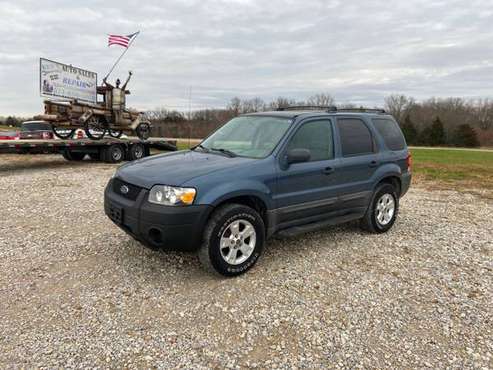 2005 Ford Escape SUV **153xxx Miles** - cars & trucks - by dealer -... for sale in New Bloomfield, MO