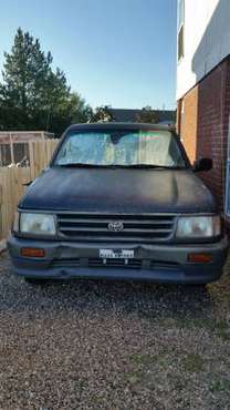 1995 Toyota pick up for sale in Los Lunas, NM