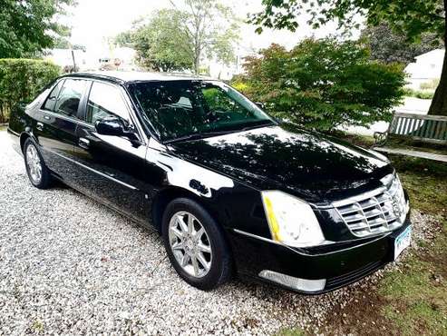 2010 Cadillac DTS Luxury 4Dr V8 for sale in Waterford, CT