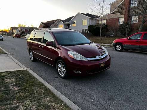 2006 Toyota Sienna Touring Comfy as a Lexus - - by for sale in Lawrence, NY