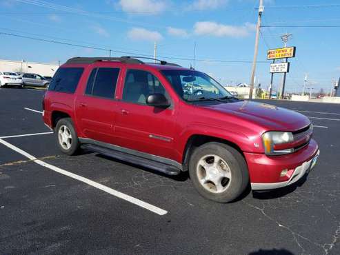 2004 Chevy Trailblazer ext V8 - cars & trucks - by owner - vehicle... for sale in Batavia, OH