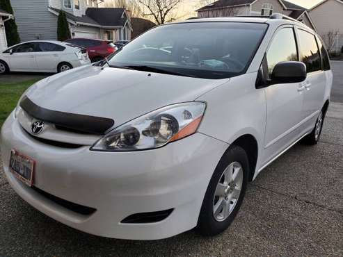 2007 Toyota Sienna upgraded LE - cars & trucks - by owner - vehicle... for sale in Everett, WA