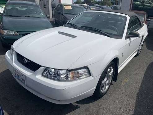 2001 Ford Mustang V6 FREE WARRANTY included on this vehicle!! for sale in Lynnwood, WA