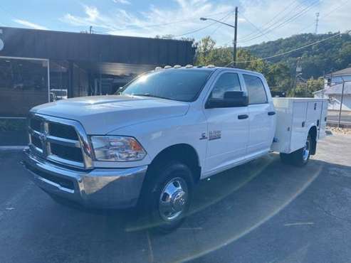 2016 Ram 3500 4WD Crew Cab Cummins Utility Bed Lets Trade Text for sale in Knoxville, TN