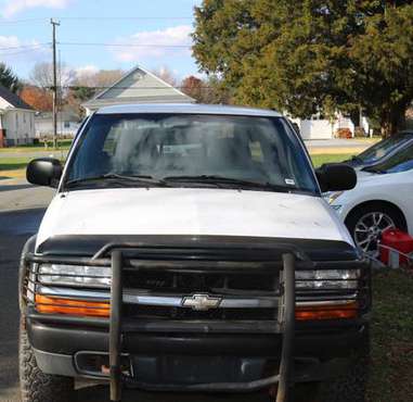 2002 Chevrolet s10 ZR2 4X4 V6 - cars & trucks - by owner - vehicle... for sale in Fredericksburg, VA