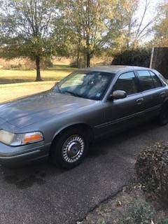 Crown Vic for sale - cars & trucks - by owner - vehicle automotive... for sale in Ridgeland, MS