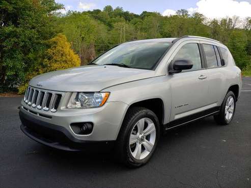 2011 jeep compass, 4x4 , heated seats for sale in Conover, NC