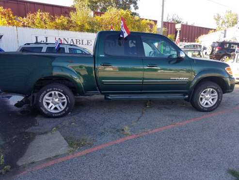 2004 TOYOTA TUNDRA SR5 dbl cab 4x4 134k for sale in Worcester, MA
