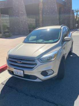 Ford Escape 2017 SE, NEW CONDITION for sale in Palm Springs, CA