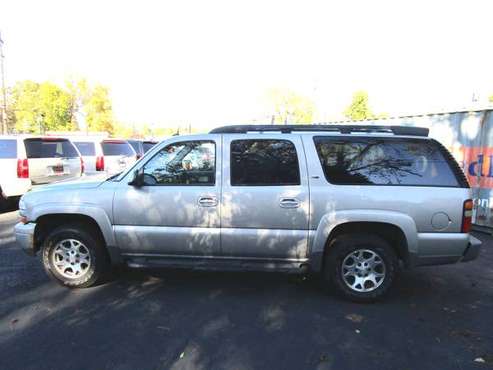CHEAP DEER HUNTER 4x4 2005 Chevy Suburban 4x4 V8 Z71 Leather for sale in MO