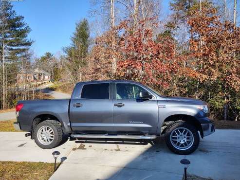2009 Toyota tundra 4wd Crewmax for sale in Bethlehem, NC