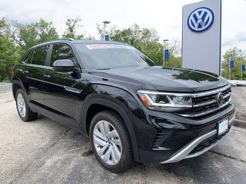 2020 Volkswagen Atlas Cross Sport 3.6L SE 4Motion with Technology for sale in Kansas City, MO