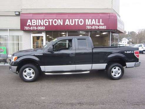 2012 *Ford* *F-150* *4WD SuperCab 145 XLT* Tuxedo Bl for sale in Abington, MA