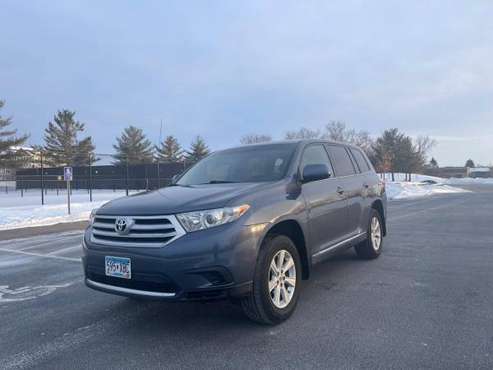 Toyota Highlander - - by dealer - vehicle automotive for sale in Saint Paul, MN