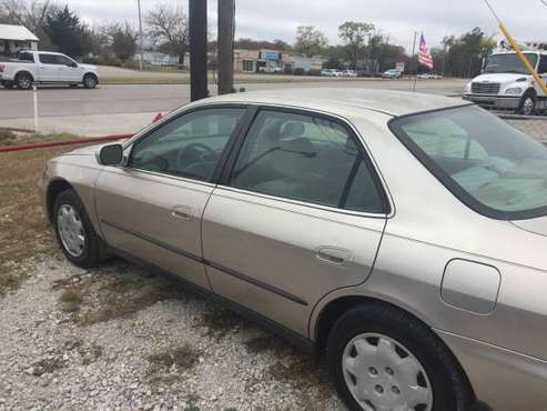 1999 Honda Accord - cars & trucks - by dealer - vehicle automotive... for sale in Weatherford, TX