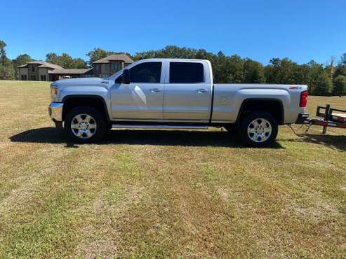 Gmc 2500 HD 4x4 Like new for sale in Tupelo, MS