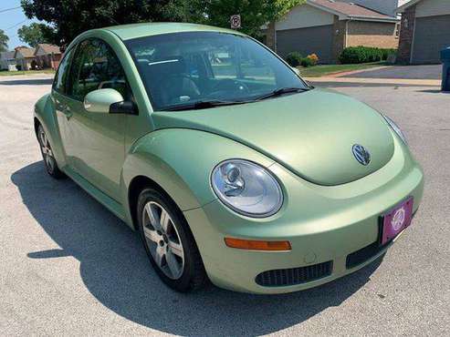 2010 Volkswagen New Beetle Base PZEV 2dr Coupe 6A for sale in posen, IL