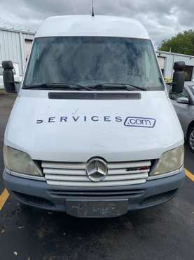 2003 Mercedes Sprinter 3500 for sale in McHenry, IL