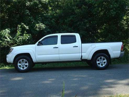 Great 2007 Toyota Tacoma Double Cab V6 4WD LB for sale in U.S.