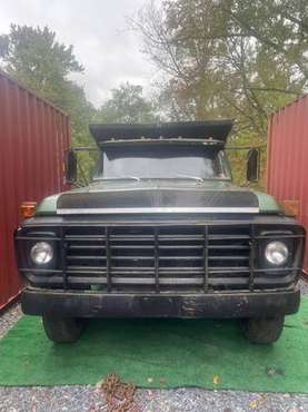 1973 Ford F600 Dump price reduced must go for sale in Dublin, PA