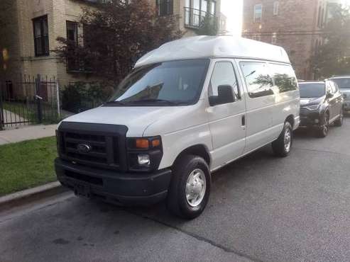 2011 Ford e250 passenger van handicap accessible for sale in Chicago, IL