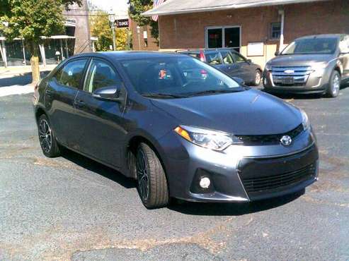 Low mile Clean 2015 Toyota Corolla S - - by dealer for sale in Sharonville, OH