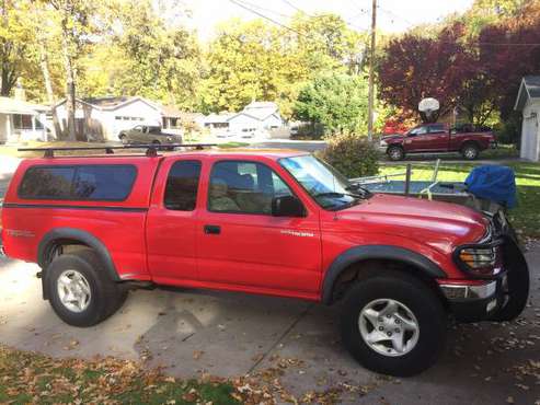 Toyota Tacoma 4x4 $10,000 OBO w/ CARFAX for sale in Mount Shasta, CA