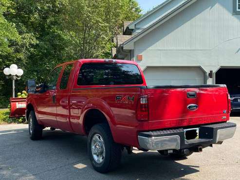 *UNDER 21K miles!* 2011 F-250 Super Duty XLT Super Cab with Plow -... for sale in Granger, IA