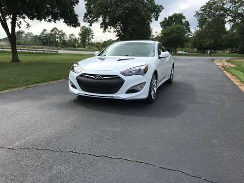 2016 Hyundai Genesis Pearl White 6 Speed Manual Brembo for sale in Cowpens, NC