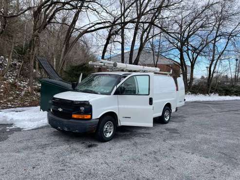 2004 Chevy express cargo work van for sale in York, PA