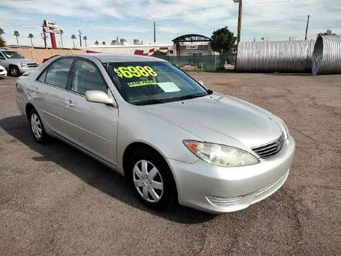 2005 Toyota Camry 4dr Sdn XLE Auto (Natl) FREE CARFAX ON EVERY for sale in Glendale, AZ