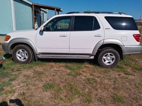 2002 Toyota Sequoia SR5 4WD for sale in Elgin, OR