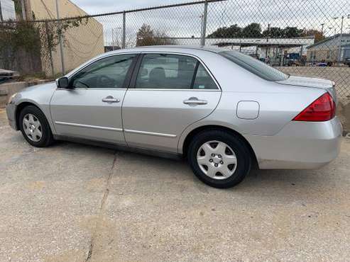 2006 Honda Accord - cars & trucks - by dealer - vehicle automotive... for sale in Richardson, TX