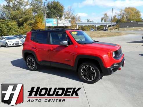 2016 Jeep Renegade 4WD 4dr Trailhawk - - by dealer for sale in Marion, IA