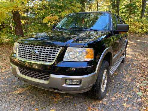 4x4 Ford Expedition Eddie Bauer 1500 with V8 Engine for sale in Berrien Springs, MI