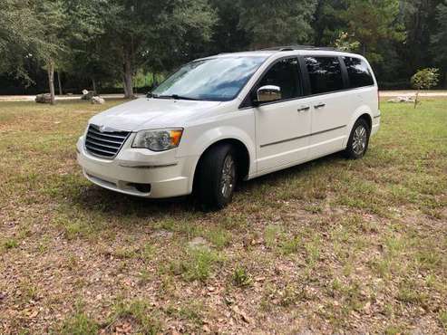 2008 Chrysler Town and Country 79k miles for sale in Micanopy, FL