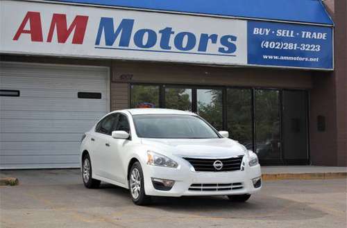 2014 Nissan Altima S / Gas saver! for sale in Omaha, NE