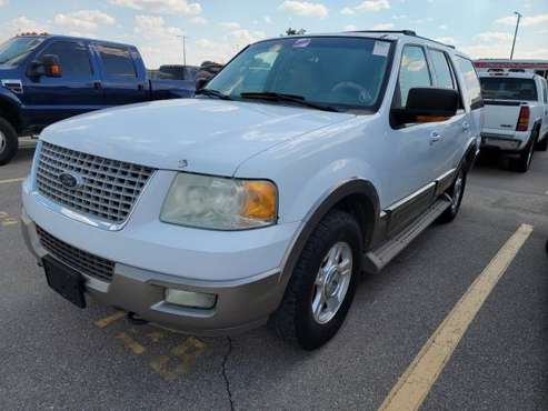 2004 FORD EXPEDITION - - by dealer - vehicle for sale in Wichita, KS