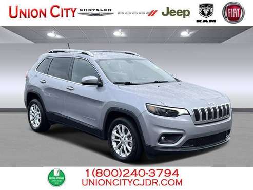 2019 Jeep Cherokee Latitude - - by dealer - vehicle for sale in Union City , GA