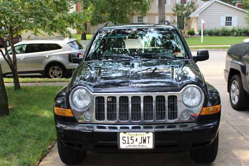 Jeep Liberty Limited 3.7L 4WD [ Trail Rated ] for sale in Mount Laurel, NJ