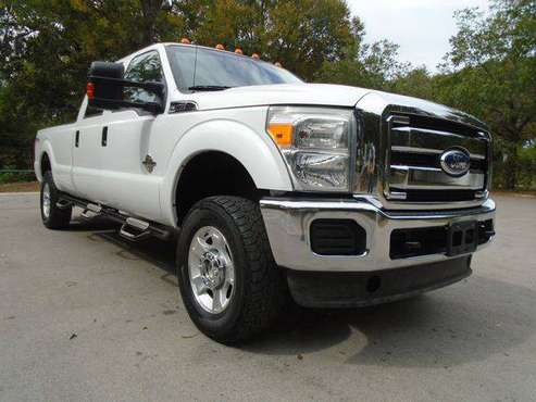 2011 FORD F350 FX4 SUPER DUTY RUNS DRIVES GREAT SUPER CLEAN for sale in Lake Worth, TX