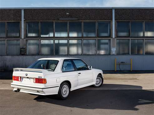 For Sale at Auction: 1988 BMW M3 for sale in Essen