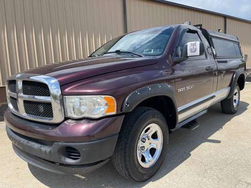 2005 Dodge Ram 1500 ST 4WD 4 7L V8 - Only 108, 000 Miles - 8FT Bed for sale in Uniontown , OH
