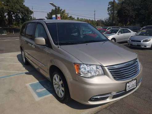 2016 Chrysler Town Country Touring for sale in Davis, CA