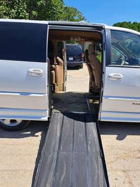 Handicap wheelchair van with ramp for sale in Grand Prairie, TX