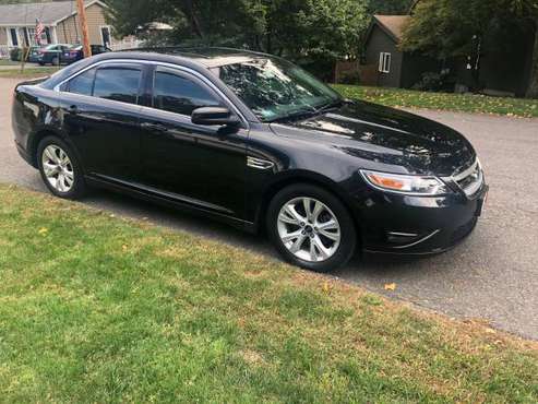 2011 Ford Taurus - cars & trucks - by owner - vehicle automotive sale for sale in Peabody, MA