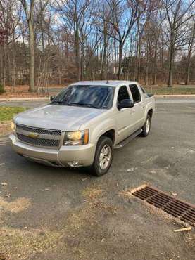 Chevrolet Avalanche - cars & trucks - by owner - vehicle automotive... for sale in Spring Valley, NY