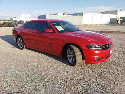 2016 DODGE CHARGER SXT V6 SPORTY! SUPER LOW MILES! ONE OWNER! LOADED!! for sale in Norman, TX