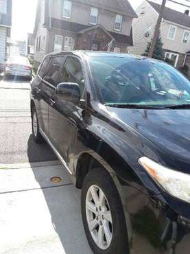Toyota highlander 2012 For Sale for sale in Brooklyn, NY